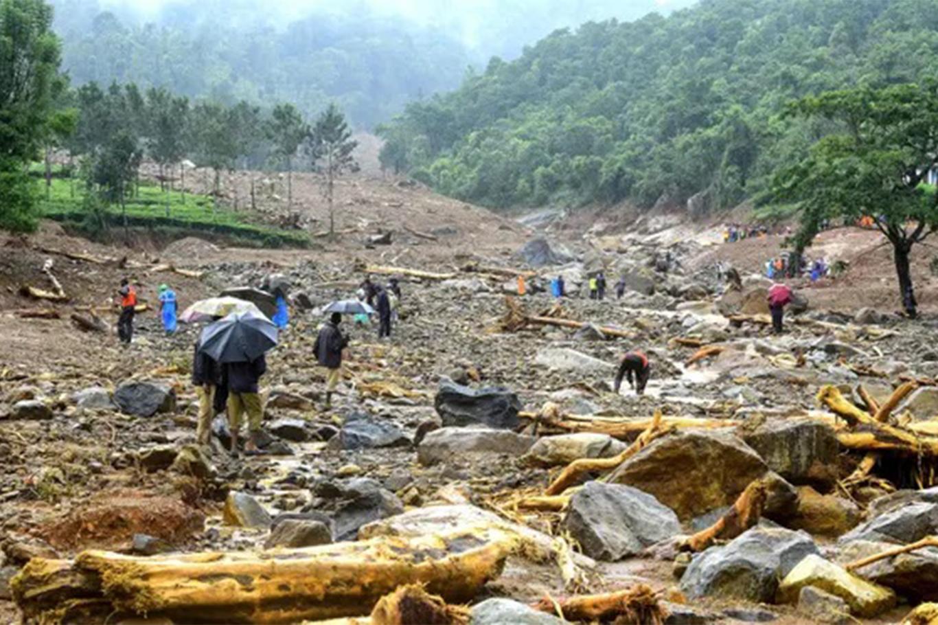 Hindistan'da sel felaketi: 350 ölü